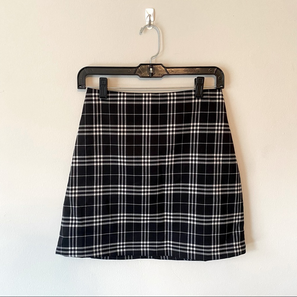Francesca’s plaid Skirt